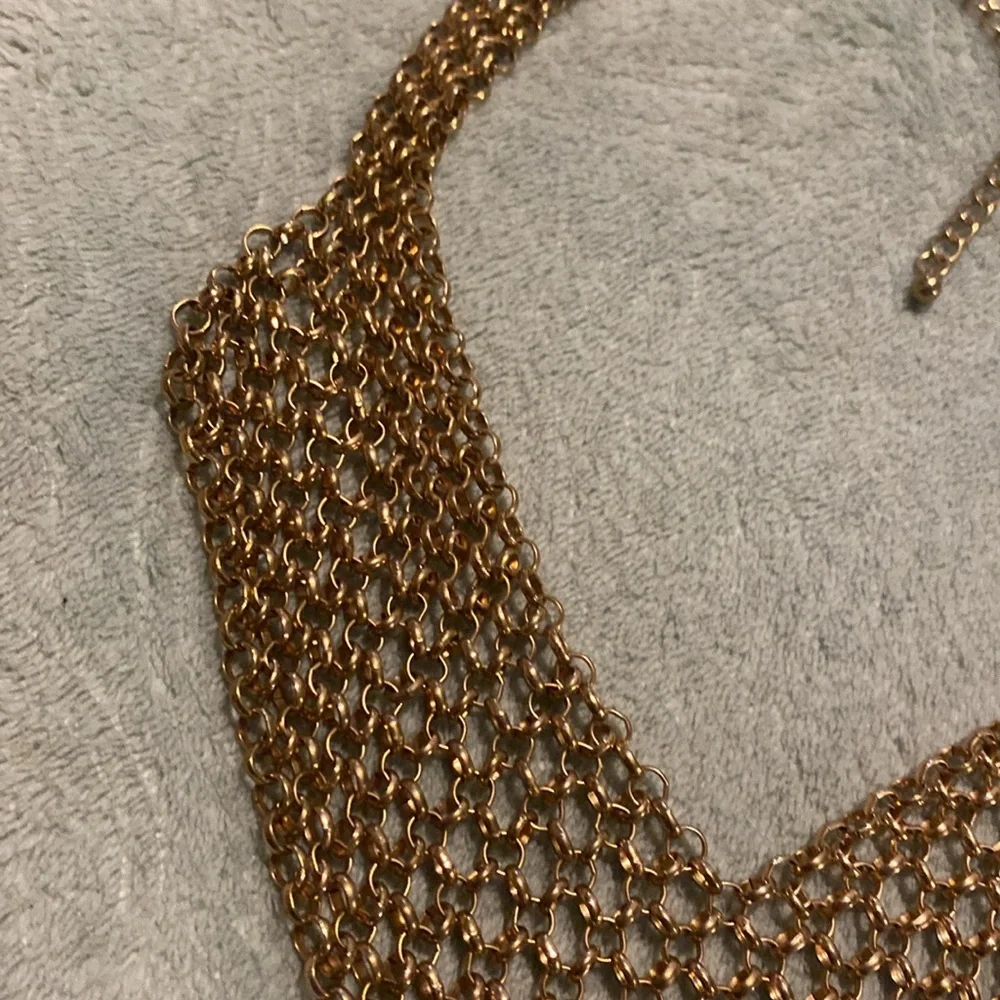 Triangle necklace - Picture 4 of 5